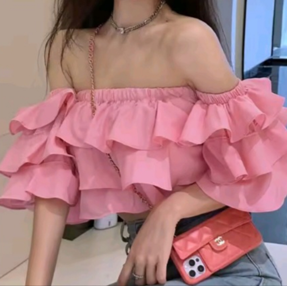 Women Pink Rufled Off Shoulder Elastic Crop Top
